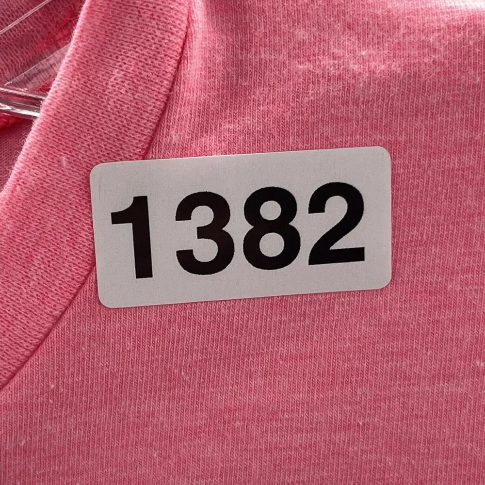Under‎ Armour Cropped Top Girls Size Medium Pink Graphic Logo Shirt Girls M